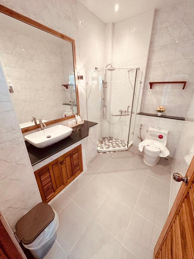 Kum-Chan House Hotel 난 외부 사진